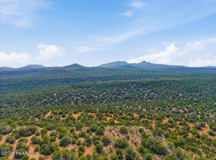 918 Wolf Rd, Ash Fork, AZ 86320