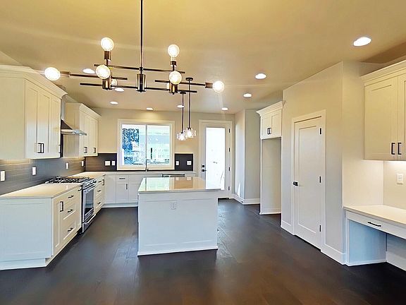 4th image of 20477 Aberdeen Dr Lot 17