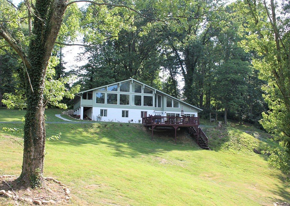 1st image of 15416 Monticello Dr