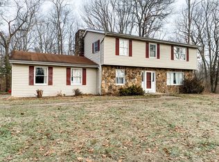 14 Angela Dr, Athens, OH 45701