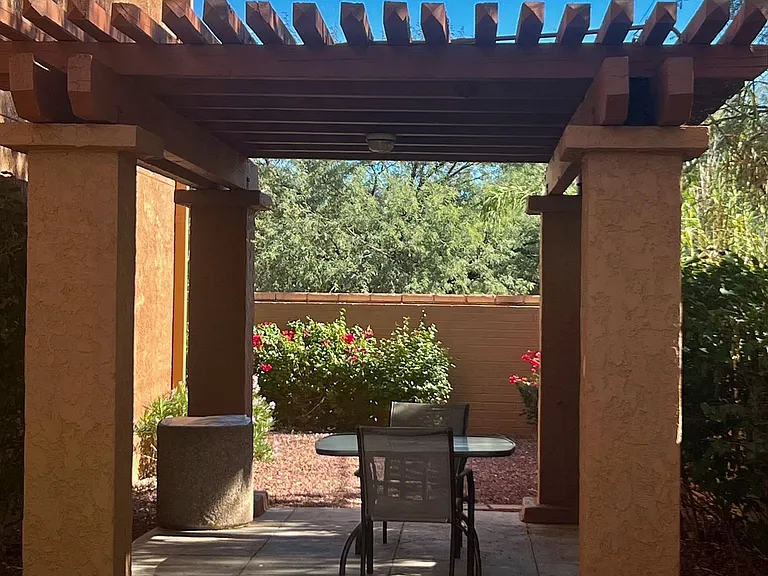 Acacia Gardens — Photo 30