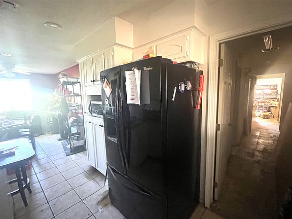 3rd image of 5786 W Road R