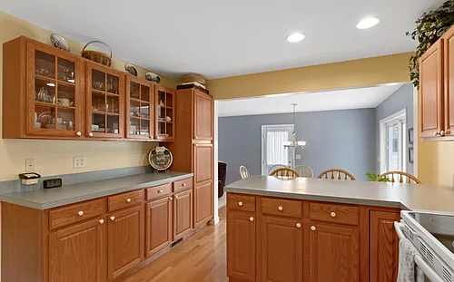 Fort Ave Photo 1 Fort Ave Photo 1