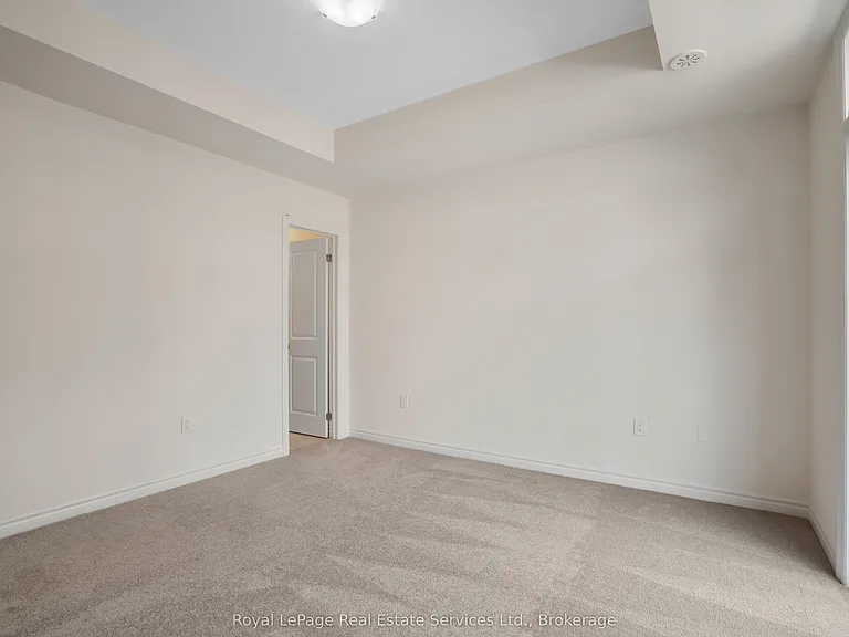 383 Dundas St E #68 — Photo 16