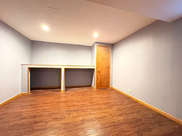 7S362 Marion Way — Photo 17