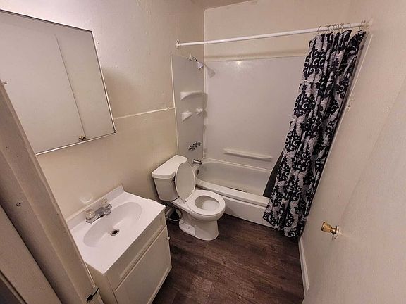 5th image of 8023 W Thurston Ave #1