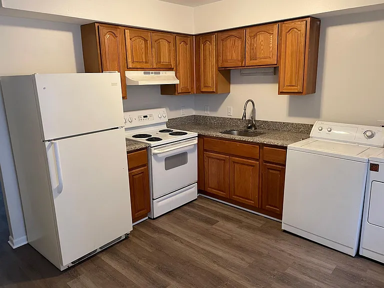 1532 Palmetto St #B — Photo 6