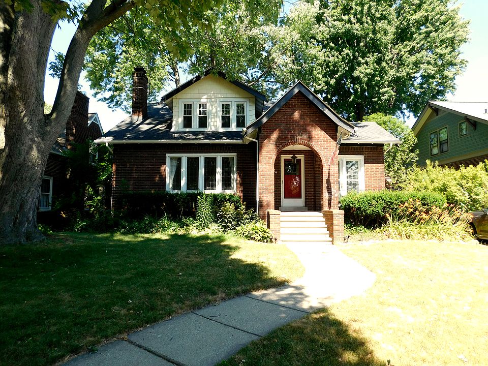 Charming home in the park!