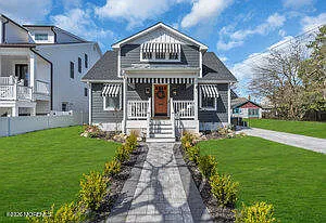 111 Sanborn Ave