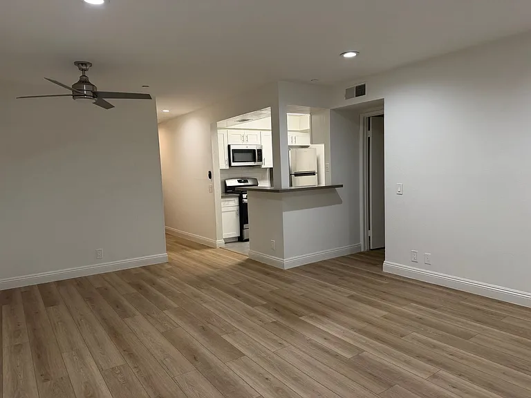 Verdugo Vista — Photo 33