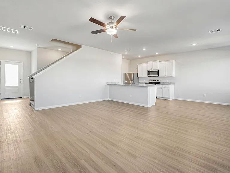 6410 Winter Elm St — Photo 3