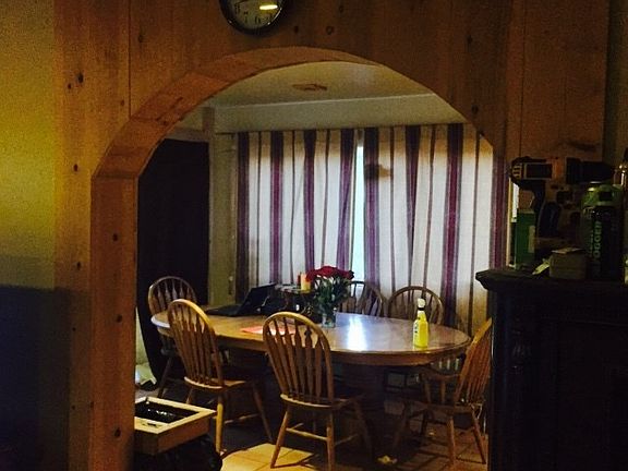 3rd image of 583 Longhorn Dr