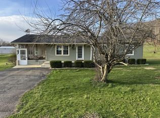 44518 Carbon Hill Buchtel Rd, Nelsonville, OH 45764