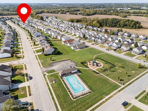 5th image of 280 Saint Regis Dr