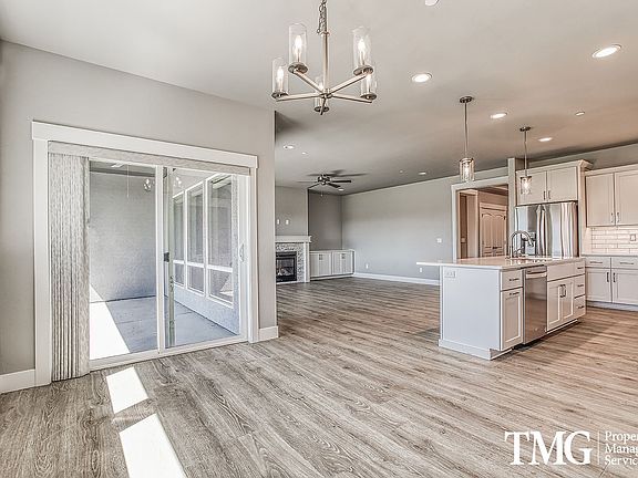 2nd image of 3939 Corvina St