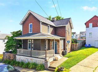 208 Crest Ave, Charleroi, PA 15022