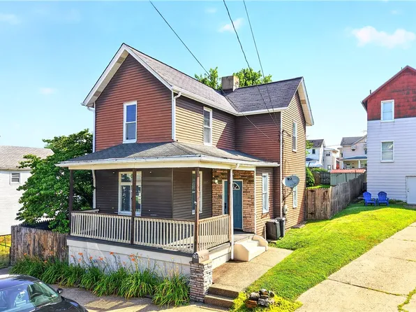 208 Crest Ave, Charleroi, PA 15022