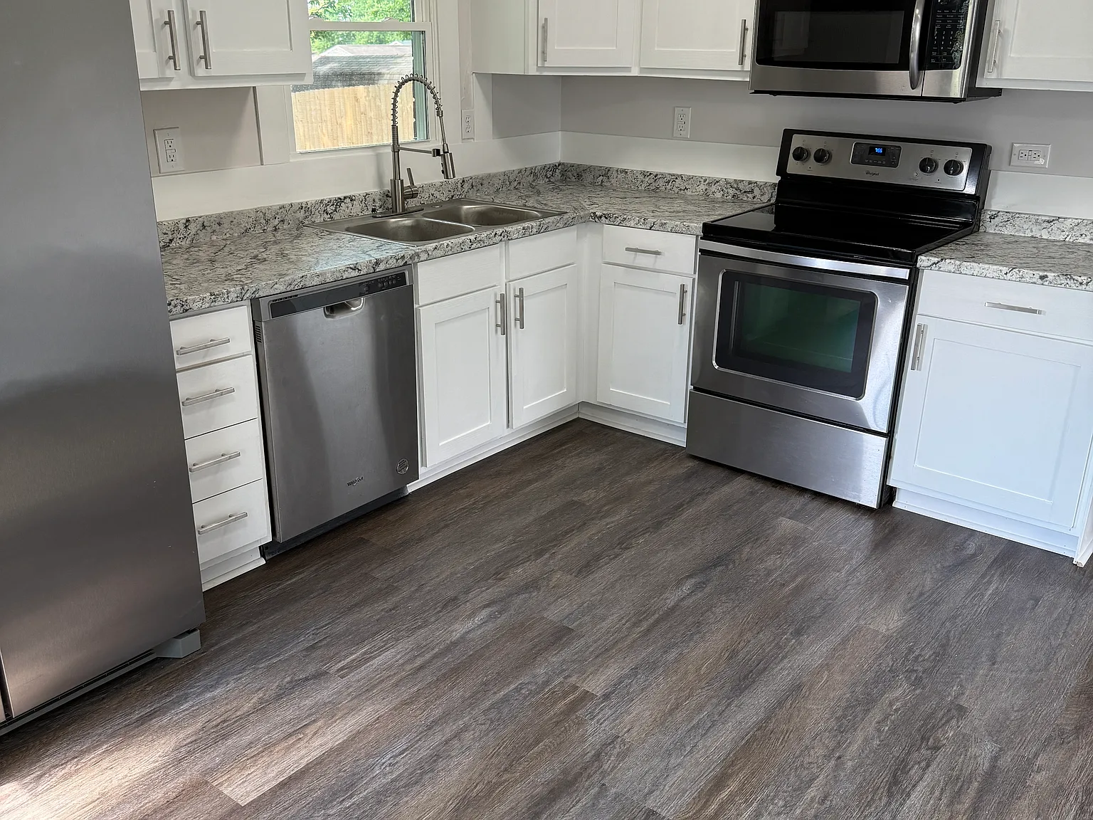 4 bed, 1197 sqft, $1,750 — Photo 4