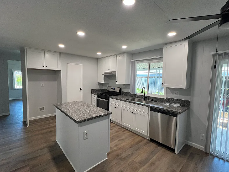 4040 Piedmont Dr