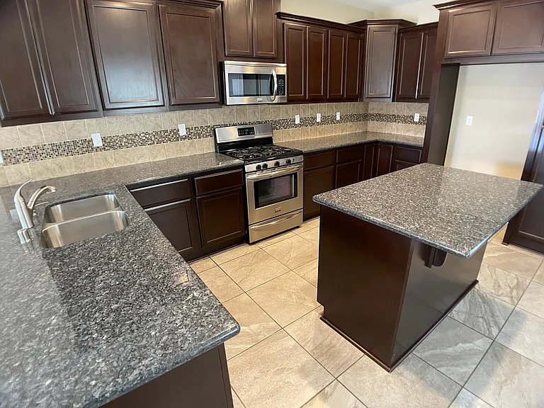 4042 Cinnabar Ave — Photo 6