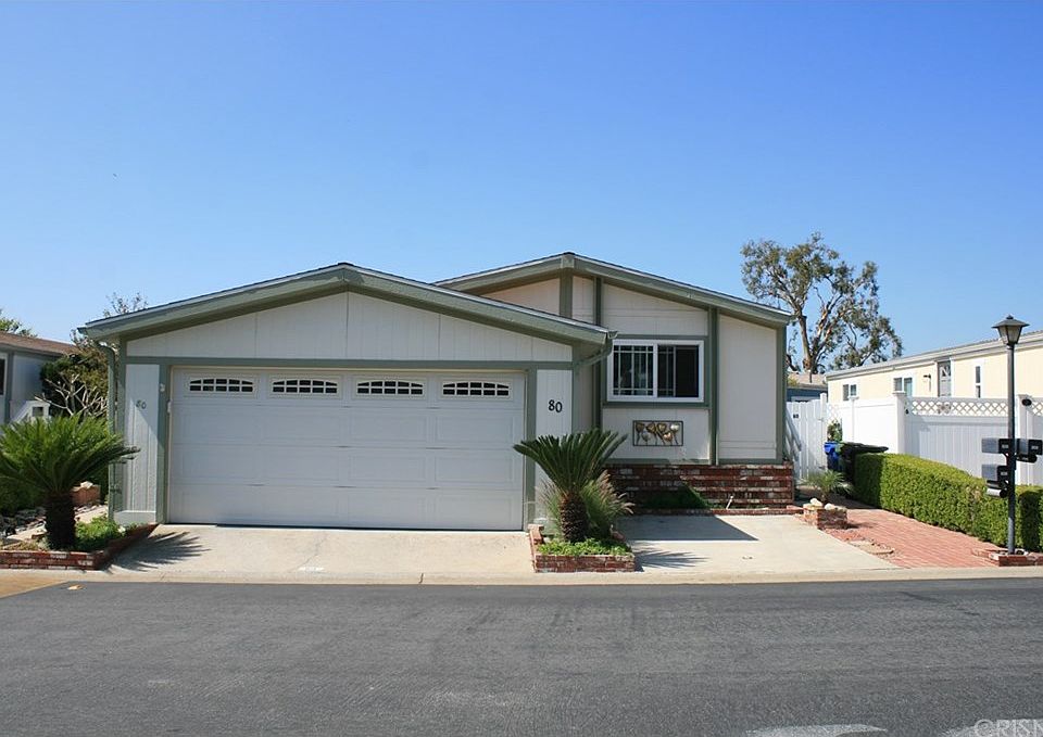 1st image of 15455 Glenoaks Blvd Spc 80