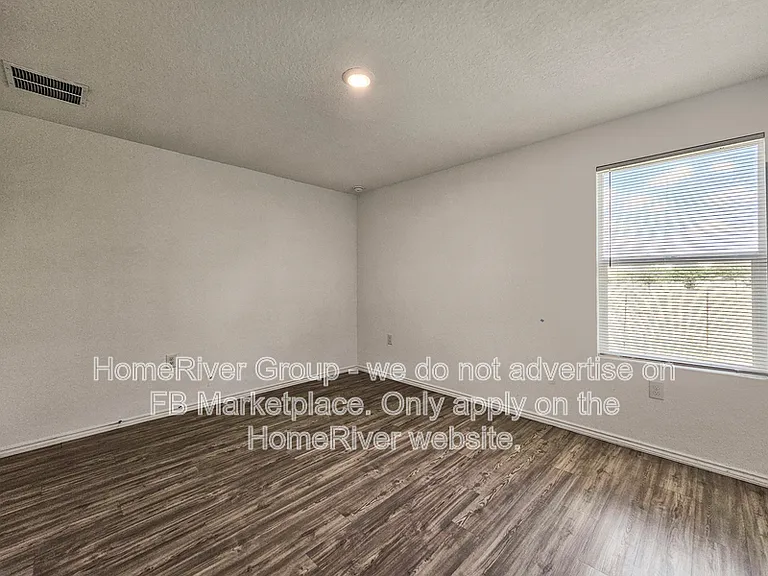 934 Cook Bnd — Photo 7