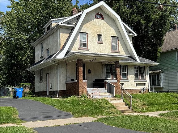 5th image of 192 Morton St