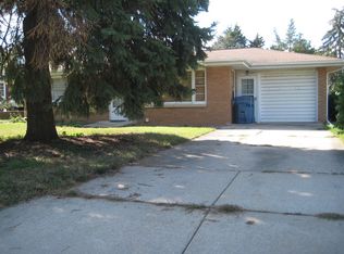 1817 Alma Dr, Crest Hill, IL 60403