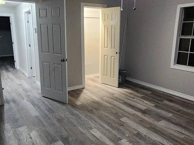 204 Olive St — Photo 5