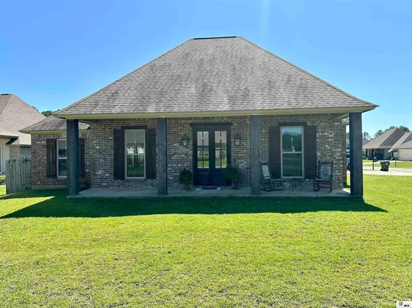 150 Plantation Hill Dr, Ruston, LA 71270