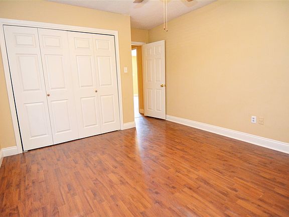 5th image of 123 J Davis Ct