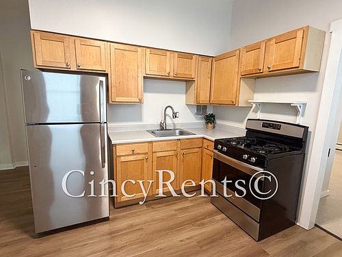 5th image of 1132 Fuller St #A
