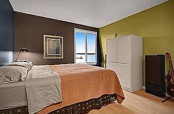 5th image of 733 Lake St S APT 211