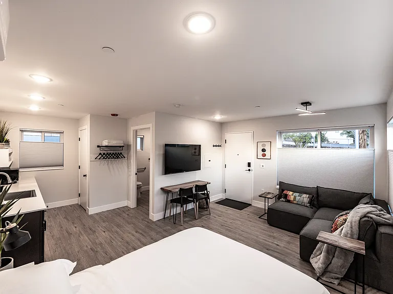 1212 South St #104 — Photo 11