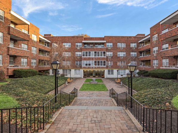 1500 Hamilton St APT 3L