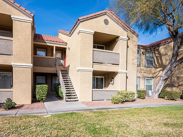 2300 Silverado Ranch Blvd #2038 — Photo 2