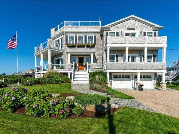 55 Ocean Spray Ave, Narragansett, RI 02882