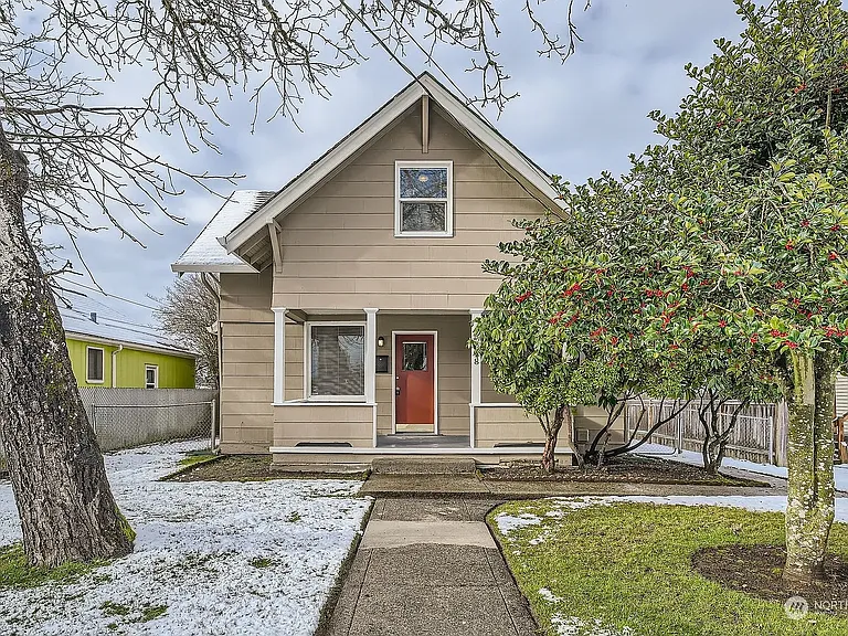 6838 S Park Ave — Photo 1