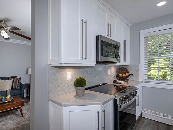 3rd image of 655 Belle Terre Rd #B30bc4174