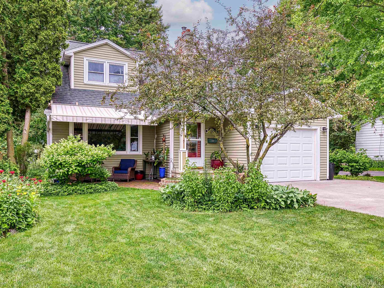 723 Congress St, Neenah, WI 54956 Zillow