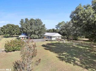 27281 Krehling Rd, Elberta, AL 36530