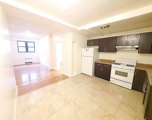 1st image of 470 Ocean Ave #14