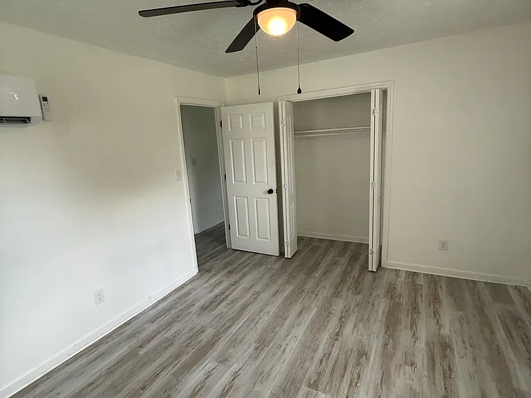 116 Land O Goshen #A — Photo 3