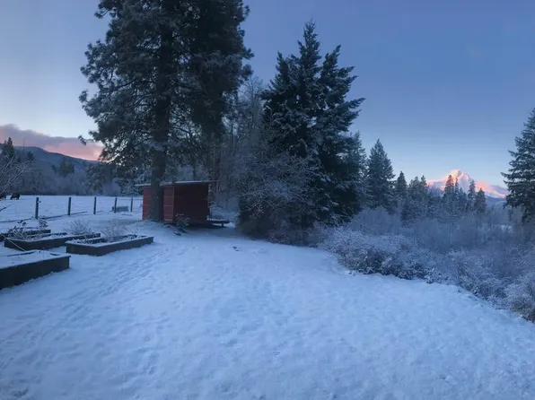 4491 Woodworth Dr, Mount Hood Parkdale, OR 97041