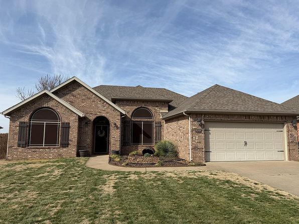 4208 SW Brownstone Ave