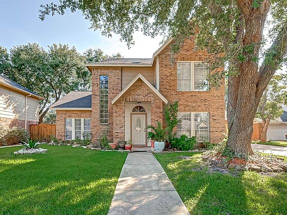 3rd image of 19123 Winding Trail Ln