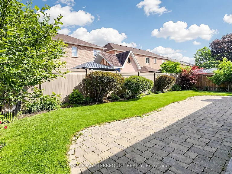 12 Ballantyne Dr — Photo 48
