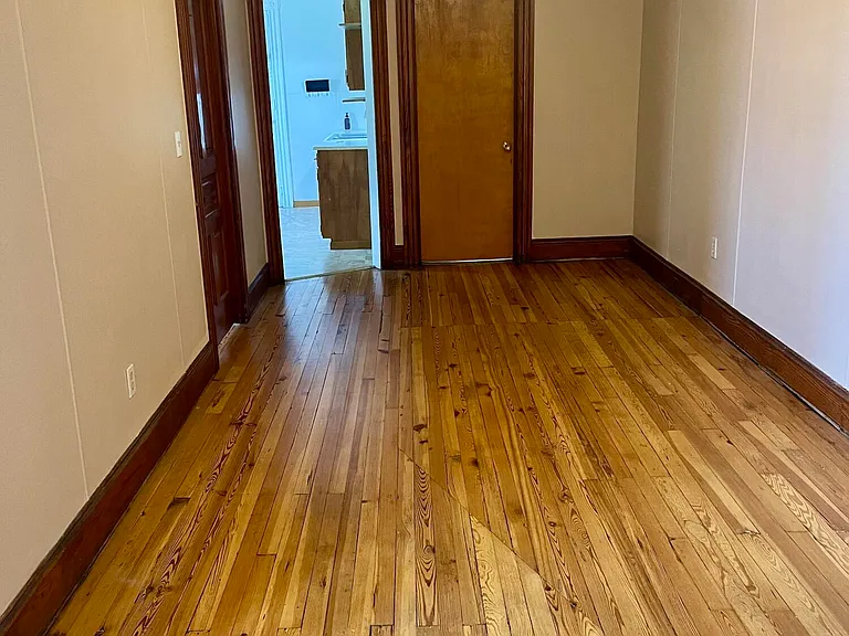 625 Pleasant Ave #2 — Photo 3