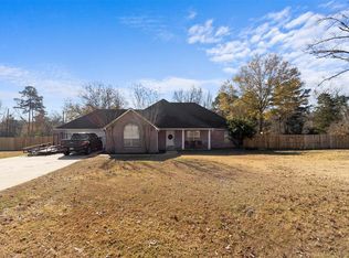 119 Pea Reaux Ln, Gladewater, TX 75647