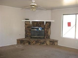 16233 Rodeo St, Hesperia, CA 92345